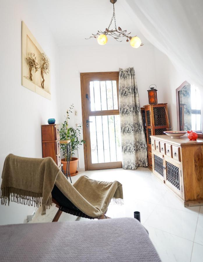 Fira Central Apartments With Veranda Екстериор снимка