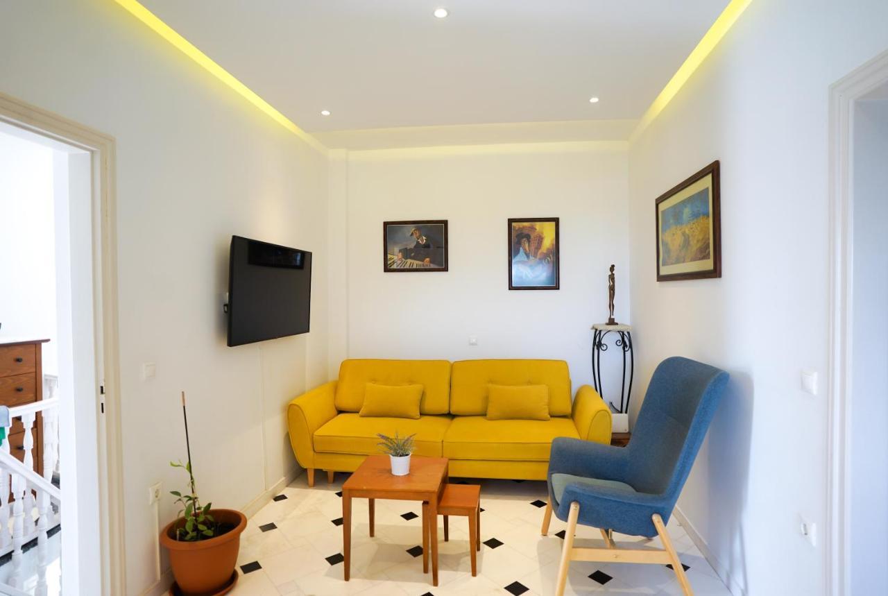 Fira Central Apartments With Veranda Екстериор снимка