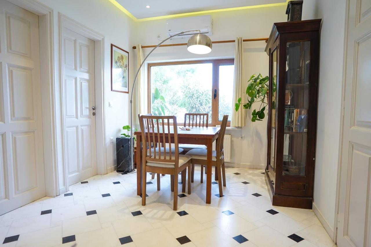 Fira Central Apartments With Veranda Екстериор снимка